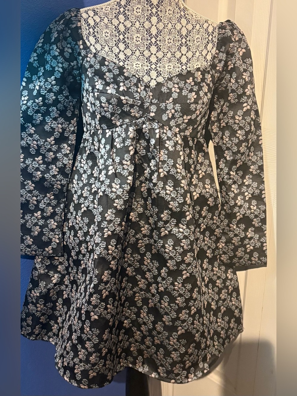 Storia Black Long-Sleeve Floral Empire-Waist Dress